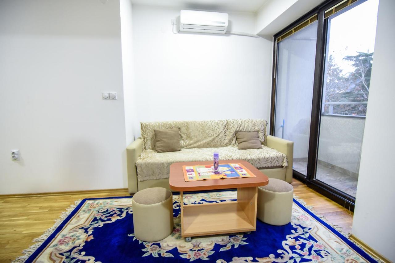 Stevi Apartment สโกเปีย ภายนอก รูปภาพ